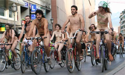 Ciclonudista 07: Circulando